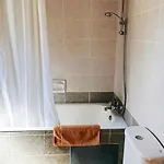 باغونا هوليداي شقة فندقية 3*