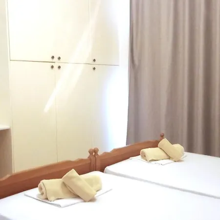 Pagona Aparthotel 3*