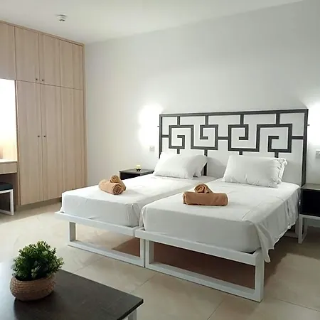 Aparthotel Pagona 3*