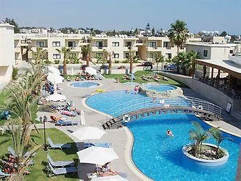 Pagona Aparthotel 3*
