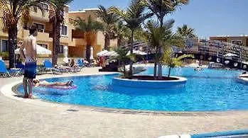 باغونا هوليداي 3* بافوس