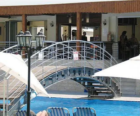 Apartahotel Pagona Paphos